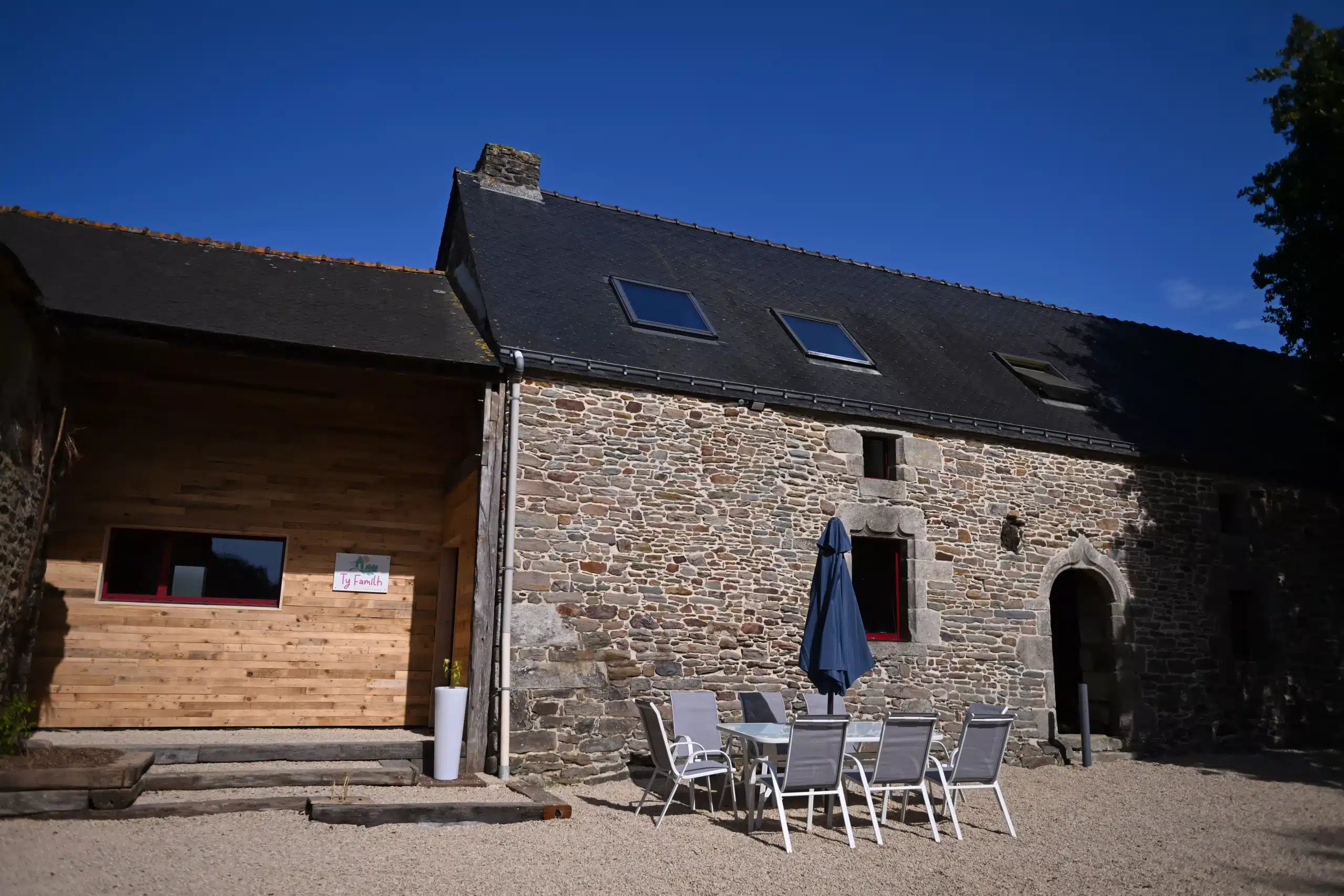 terrasse-gites-ty-familh-7-personnes